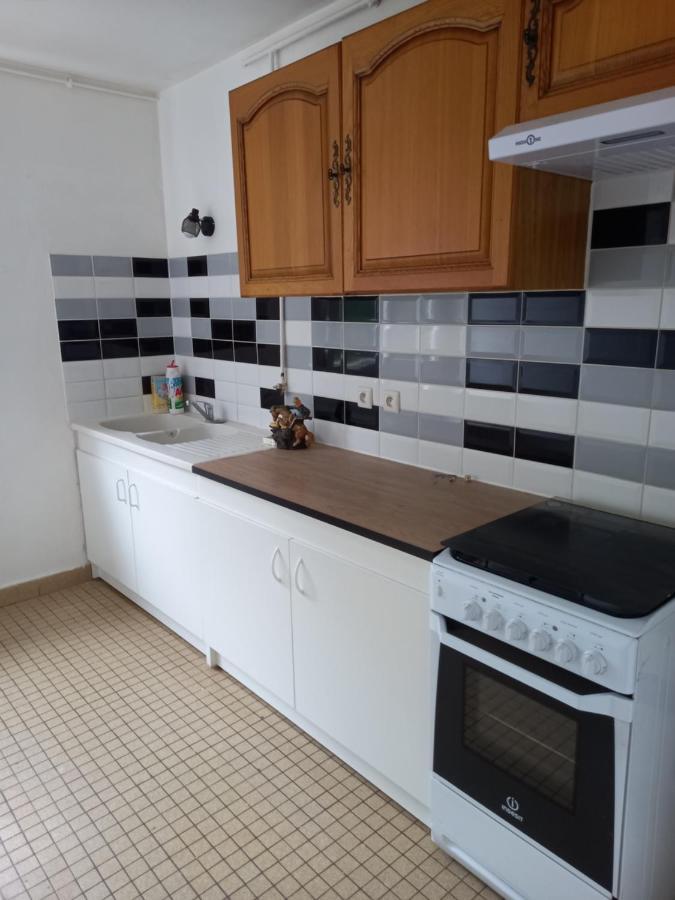 Spacieux Appartement 4 Pieces Beauvais Bagian luar foto