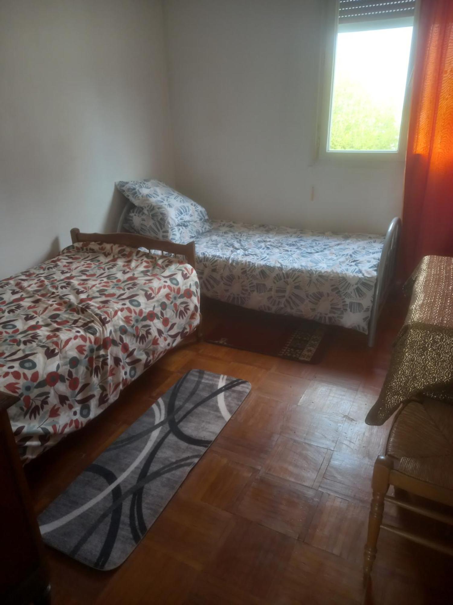 Spacieux Appartement 4 Pieces Beauvais Bagian luar foto